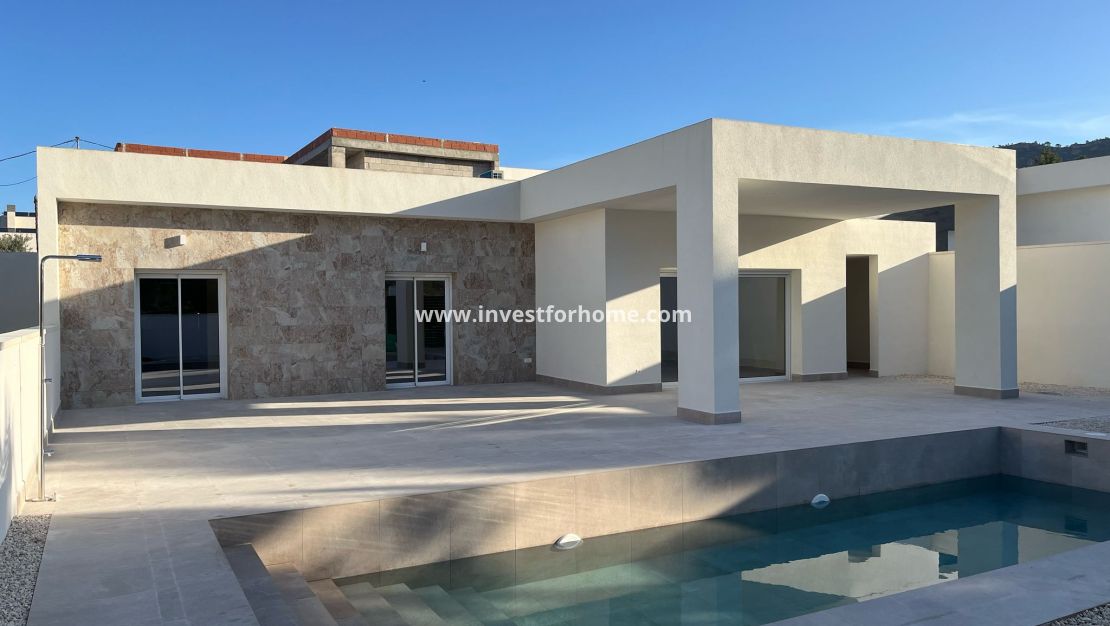 Nueva construcción - Chalet - La Romana