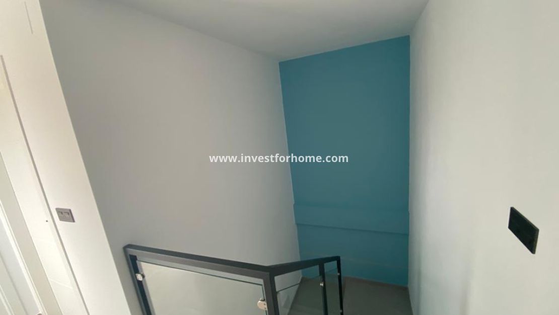 Nueva construcción - Chalet - Los Alcázares - La Concha