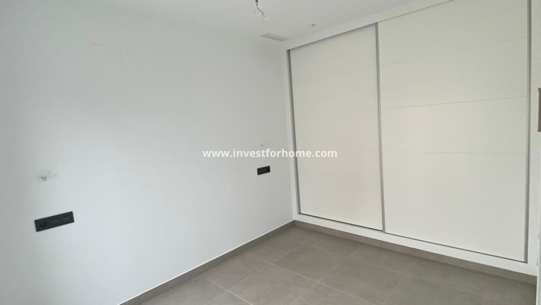 Nueva construcción - Chalet - Los Alcázares - La Concha