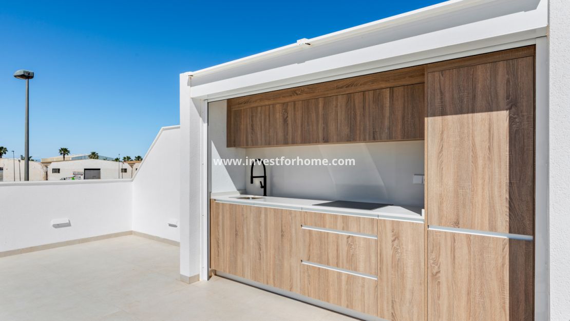 Nueva construcción - Chalet - Los Alcázares