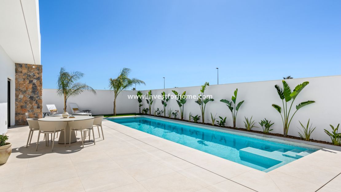Nueva construcción - Chalet - Los Alcázares