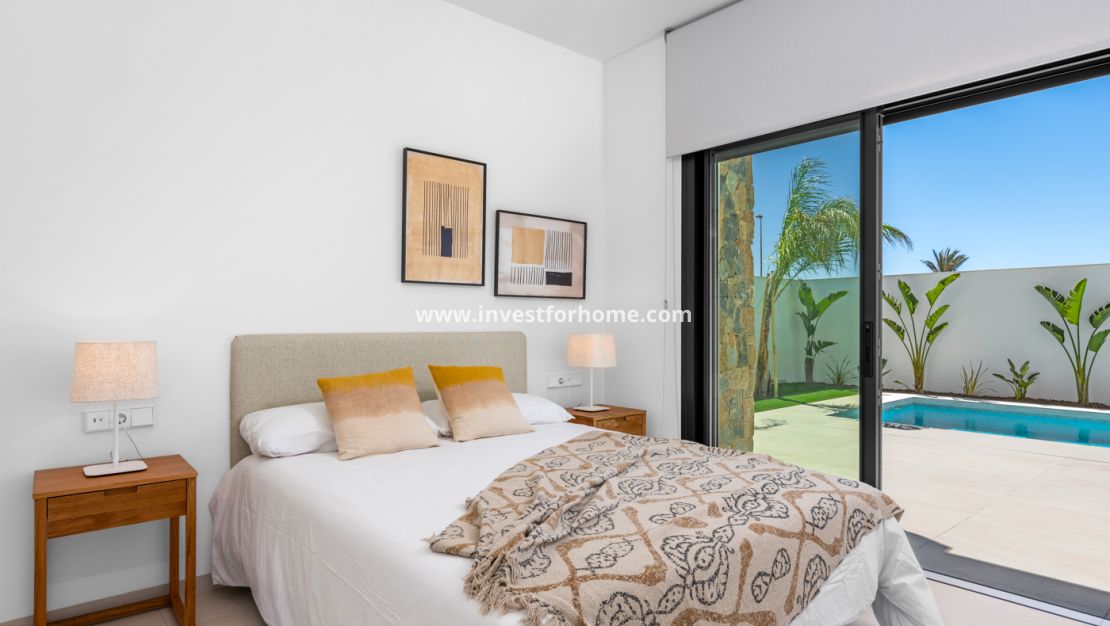Nueva construcción - Chalet - Los Alcázares