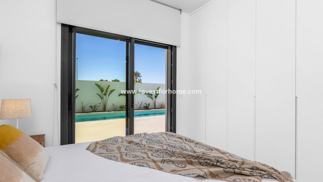 Nueva construcción - Chalet - Los Alcázares
