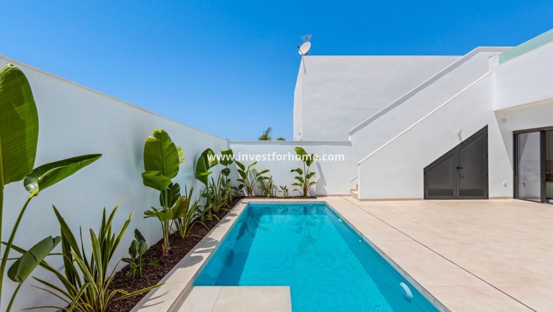 Nueva construcción - Chalet - Los Alcázares