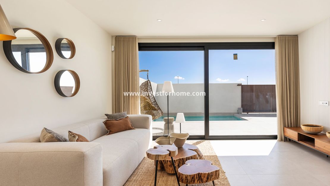 Nueva construcción - Chalet - Los Alcázares