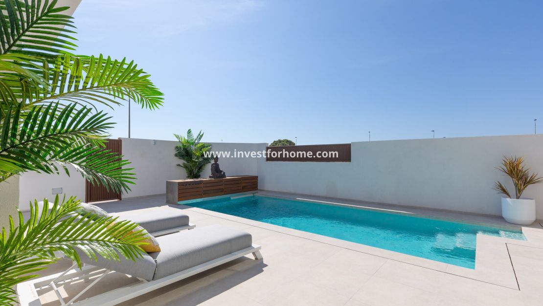 Nueva construcción - Chalet - Los Alcázares
