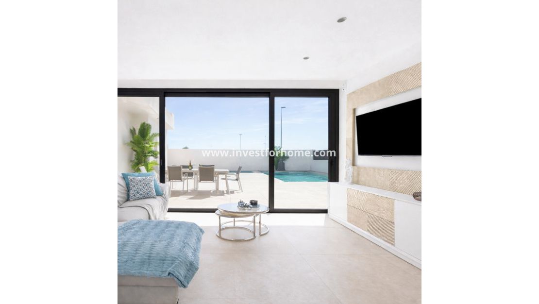 Nueva construcción - Chalet - Los Alcázares