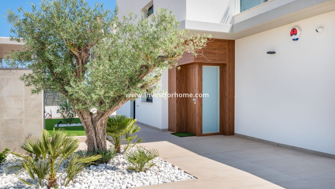 Nueva construcción - Chalet - Orihuela Costa - Dehesa de Campoamor