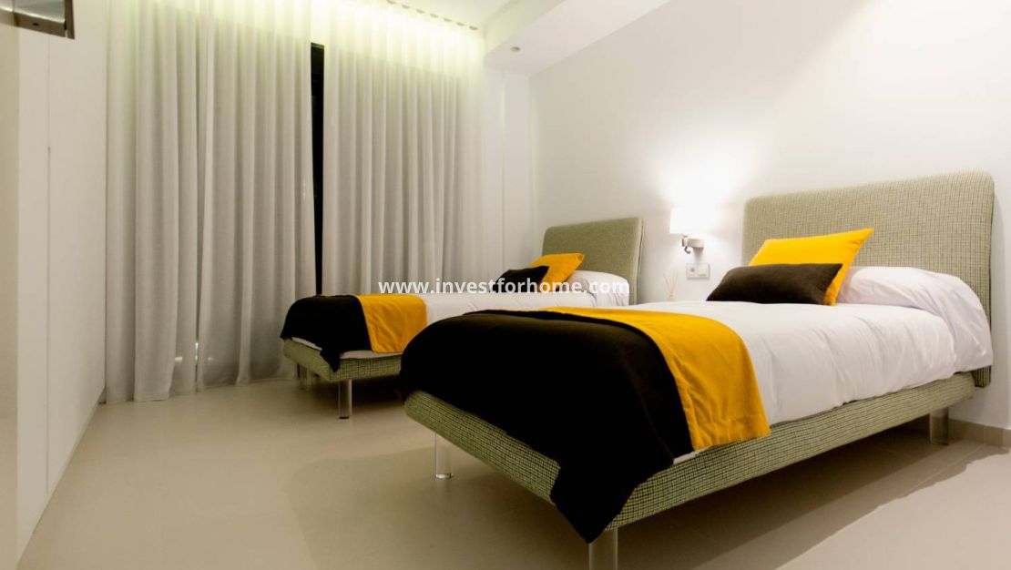 Nueva construcción - Chalet - Orihuela Costa - Dehesa de Campoamor