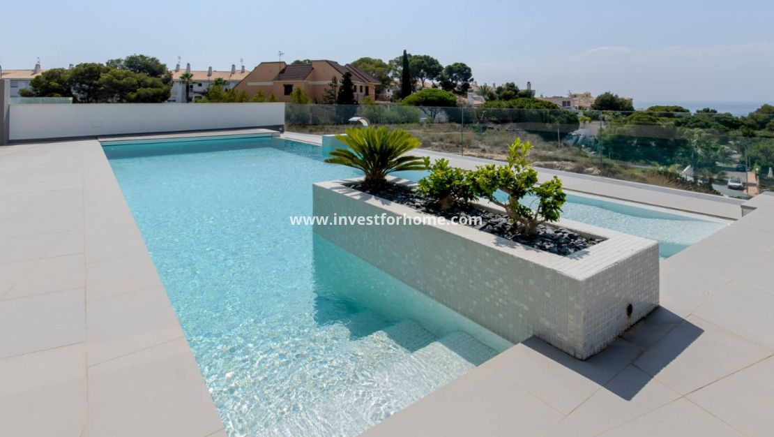 Nueva construcción - Chalet - Orihuela Costa - Dehesa de Campoamor