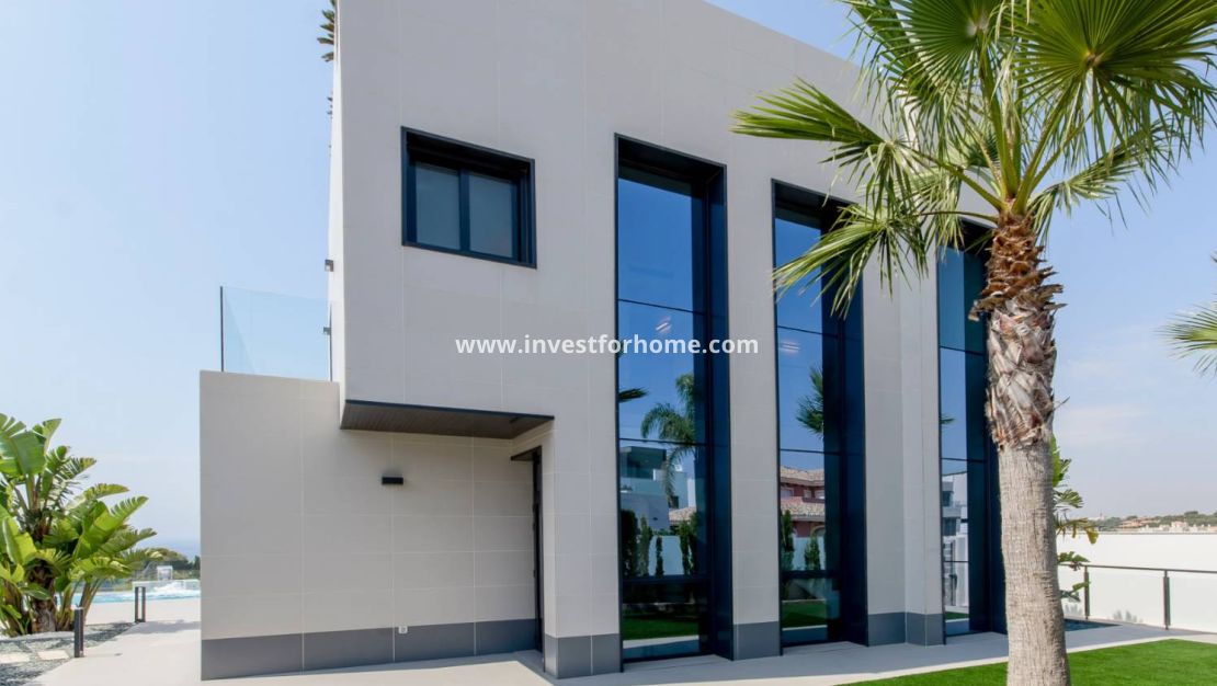 Nueva construcción - Chalet - Orihuela Costa - Dehesa de Campoamor