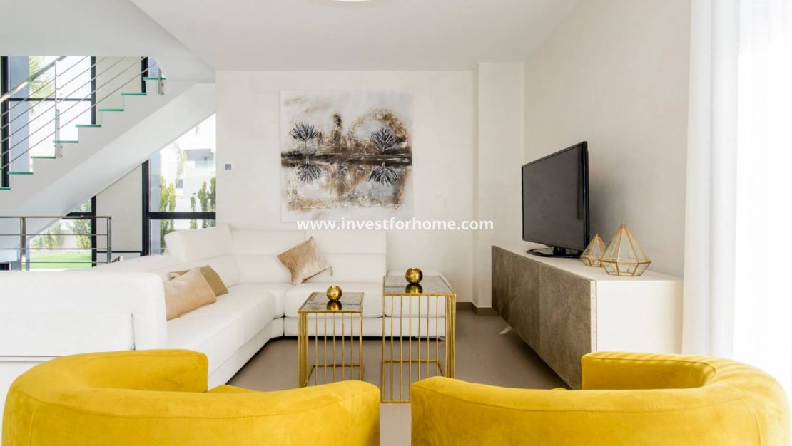 Nueva construcción - Chalet - Orihuela Costa - Dehesa de Campoamor