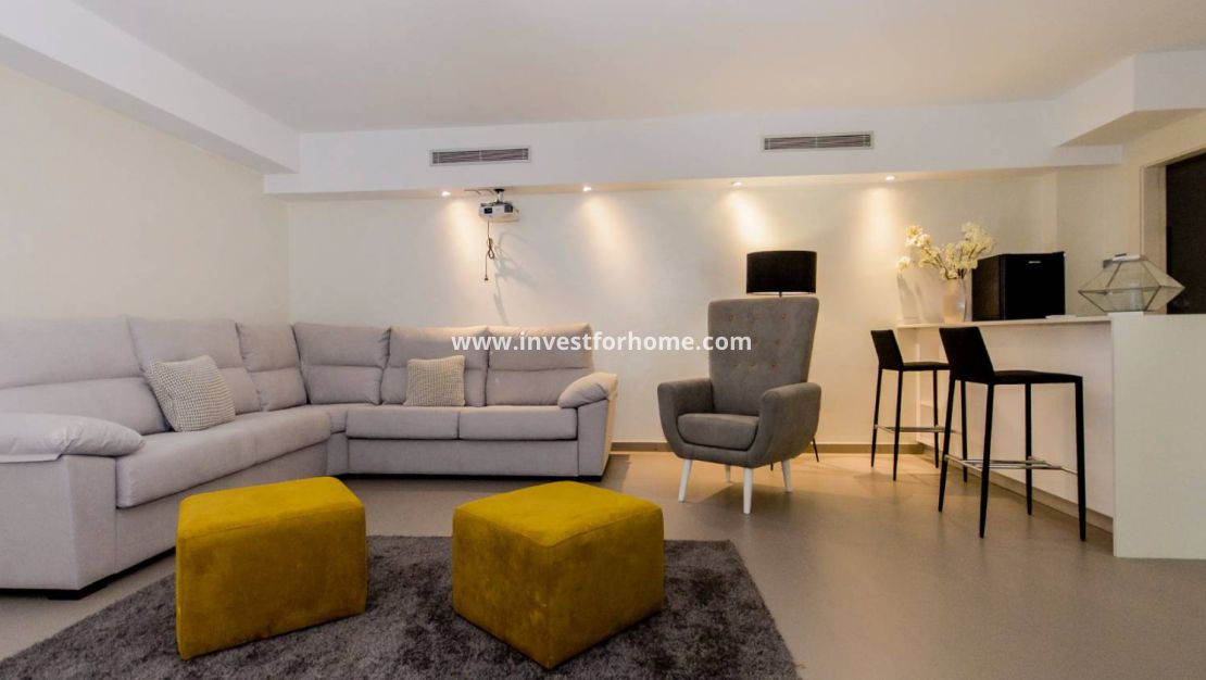 Nueva construcción - Chalet - Orihuela Costa - Dehesa de Campoamor