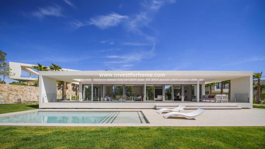 Nueva construcción - Chalet - Orihuela Costa - Las Colinas Golf