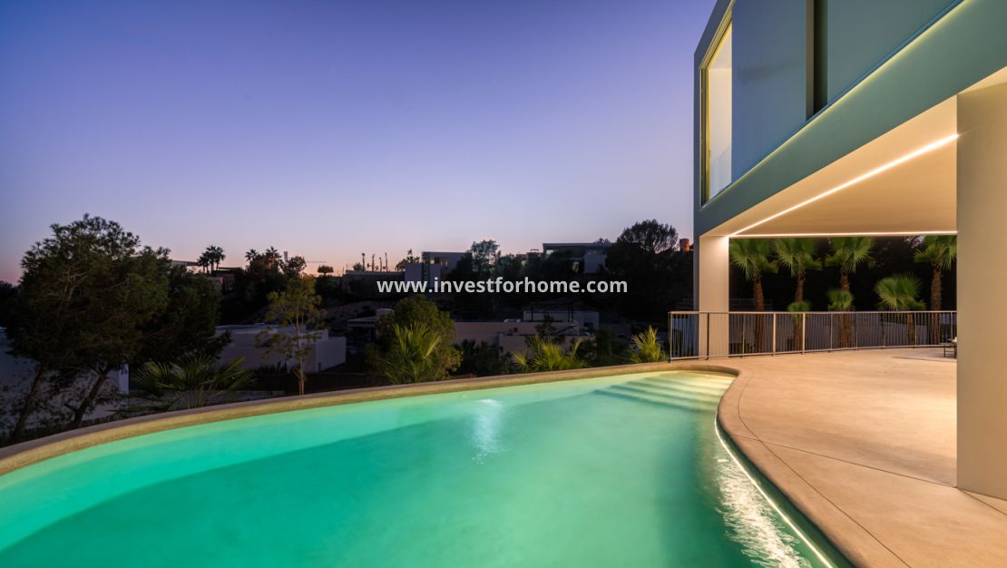 Nueva construcción - Chalet - Orihuela Costa - Las Colinas Golf