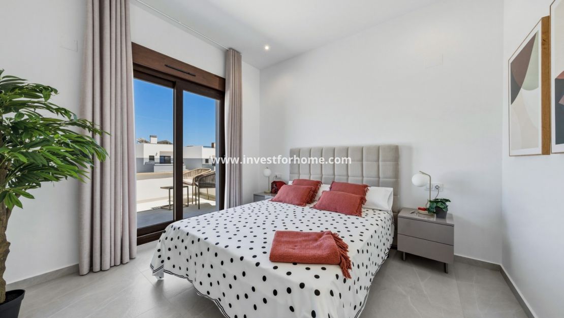 Nueva construcción - Chalet - Orihuela Costa - Vistabella Golf