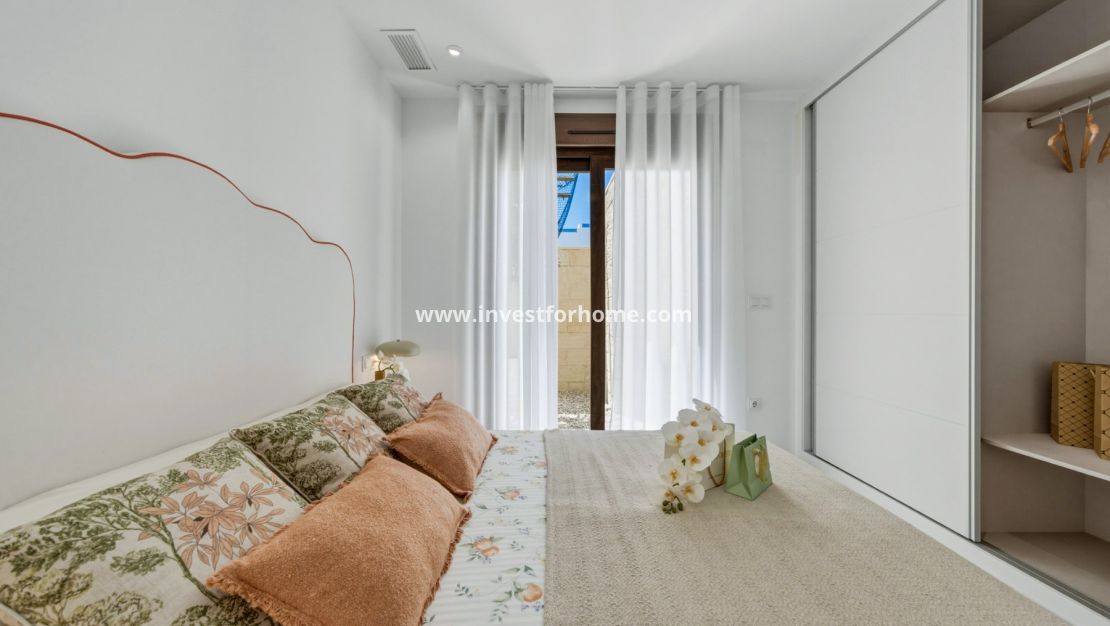 Nueva construcción - Chalet - Orihuela Costa - Vistabella Golf