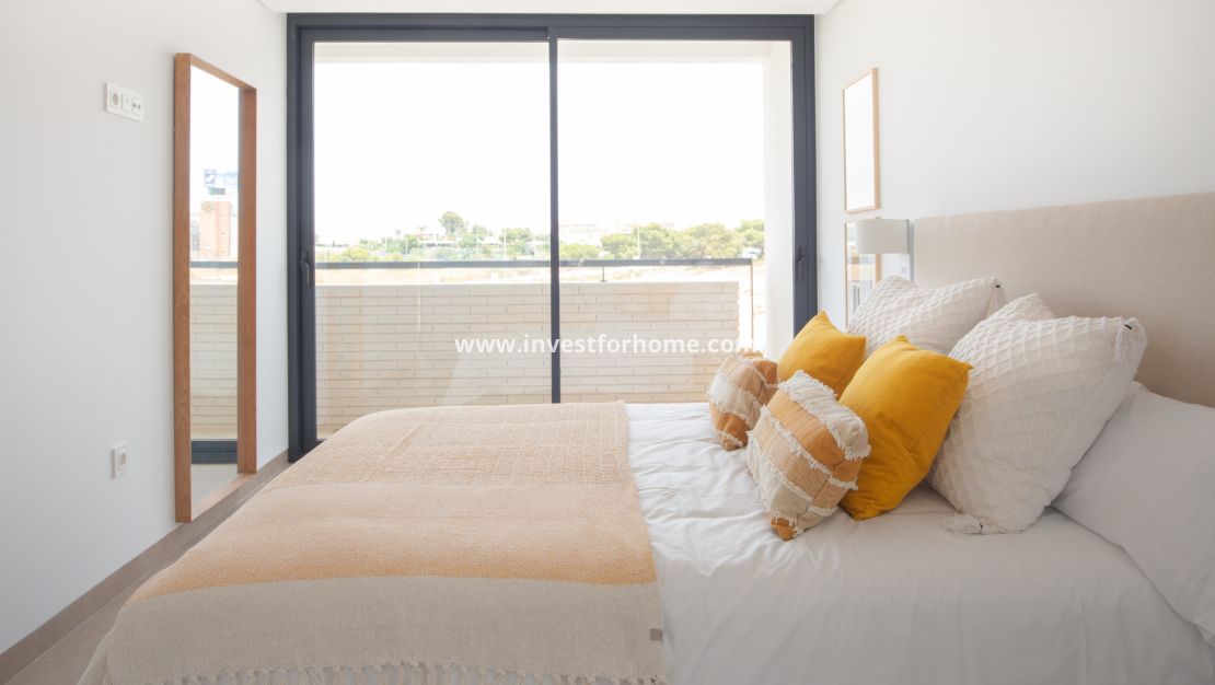 Nueva construcción - Chalet - Orihuela Costa