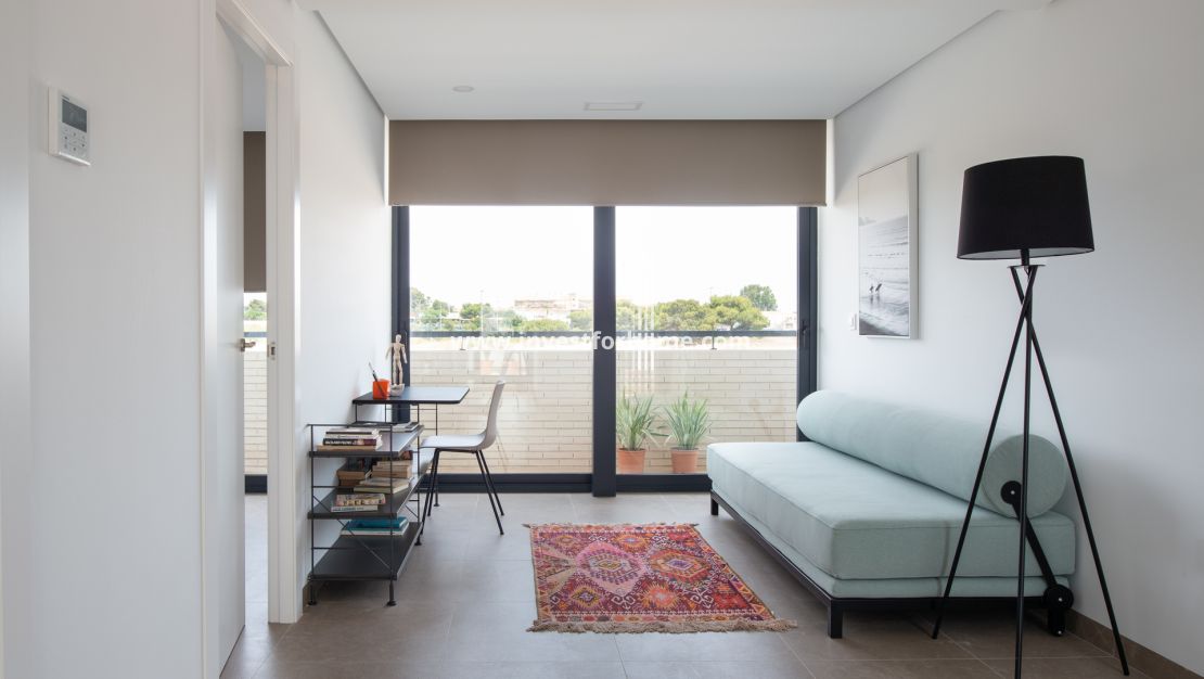 Nueva construcción - Chalet - Orihuela Costa