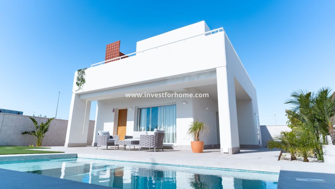 Nueva construcción - Chalet - Pilar de la Horadada