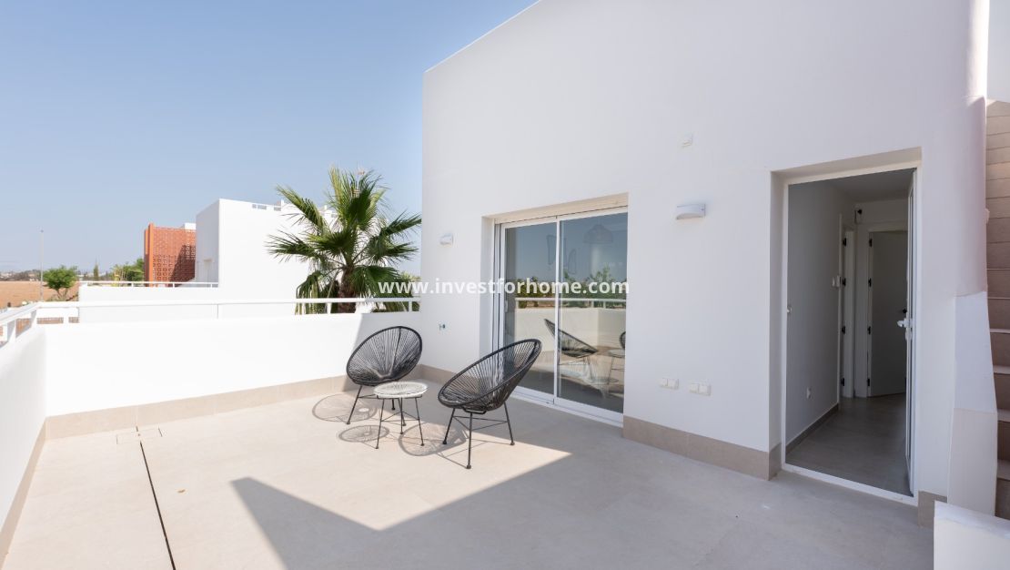 Nueva construcción - Chalet - Pilar de la Horadada