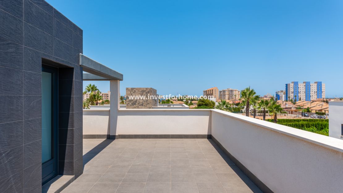 Nueva construcción - Chalet - Playa Paraiso