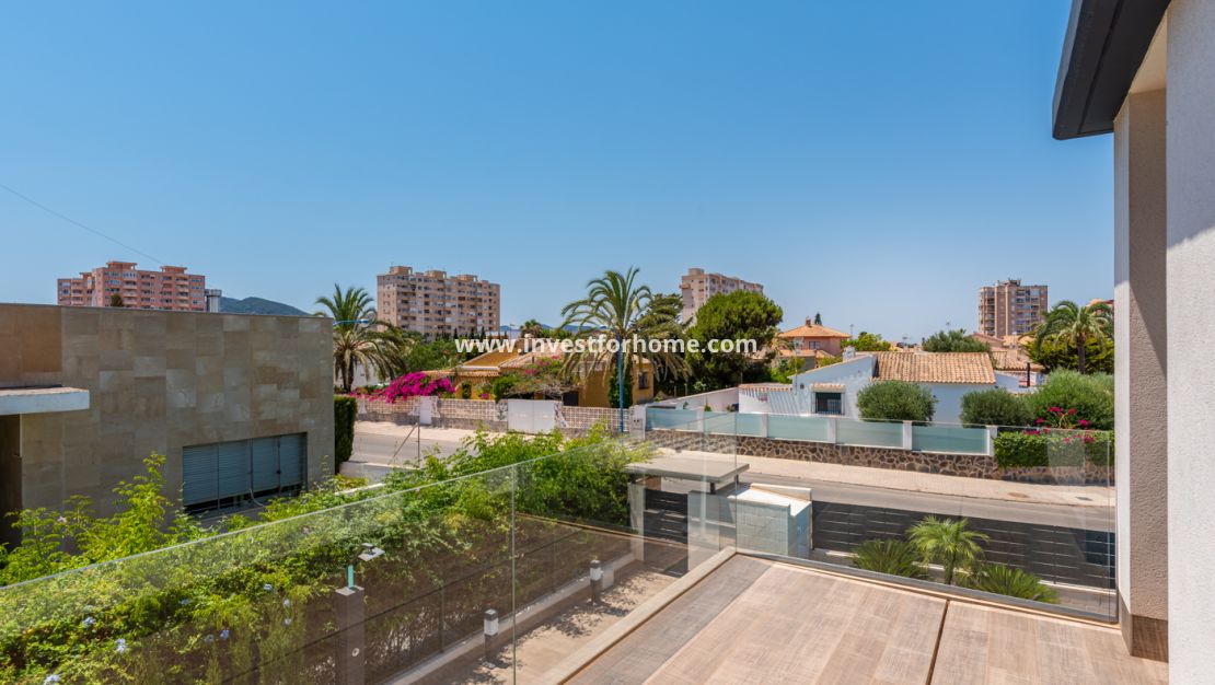 Nueva construcción - Chalet - Playa Paraiso