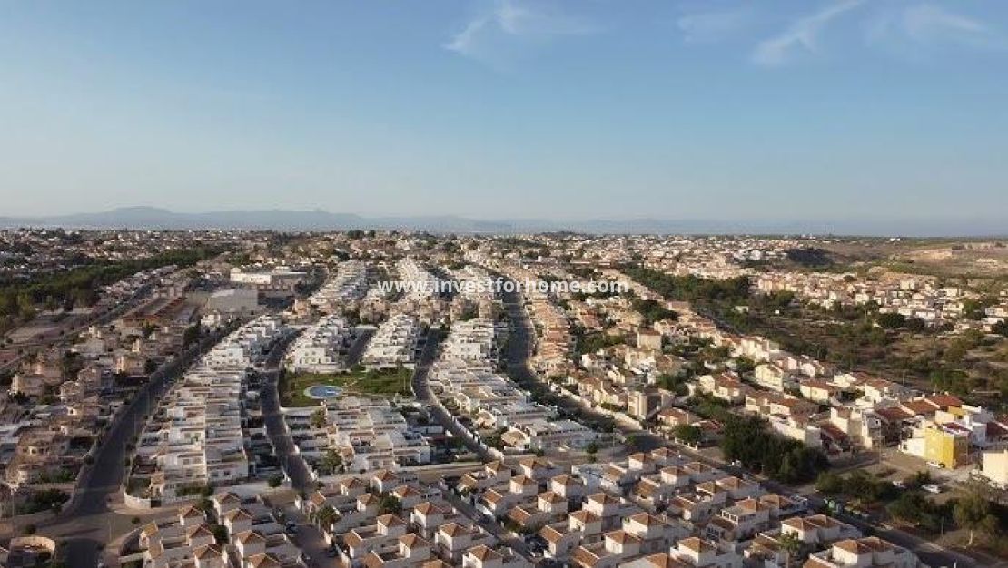 Nueva construcción - Chalet - San Fulgencio - El Oasis