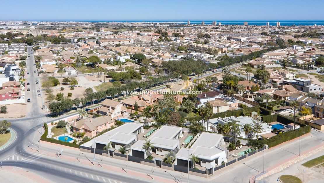 Nueva construcción - Chalet - San Javier