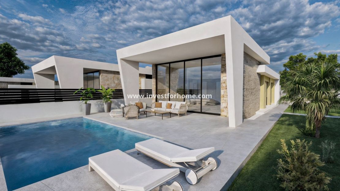 Nueva construcción - Chalet - Torrevieja - Centro