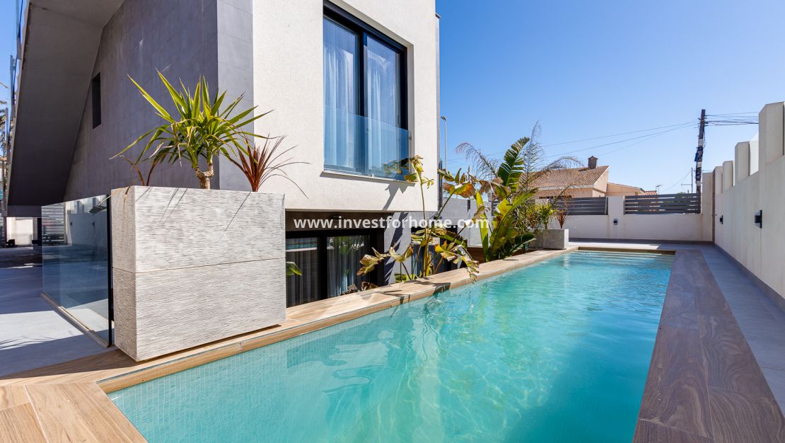 Nueva construcción - detached - Torrevieja - La Mata