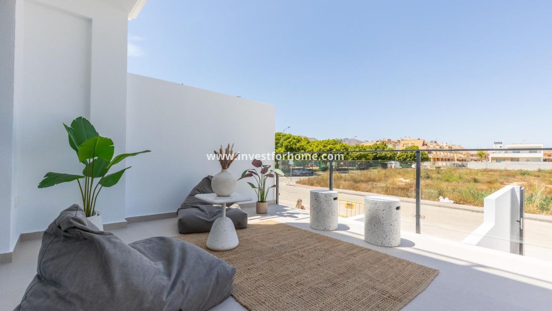 Nybyggnad - Hus - Rafal - pueblo