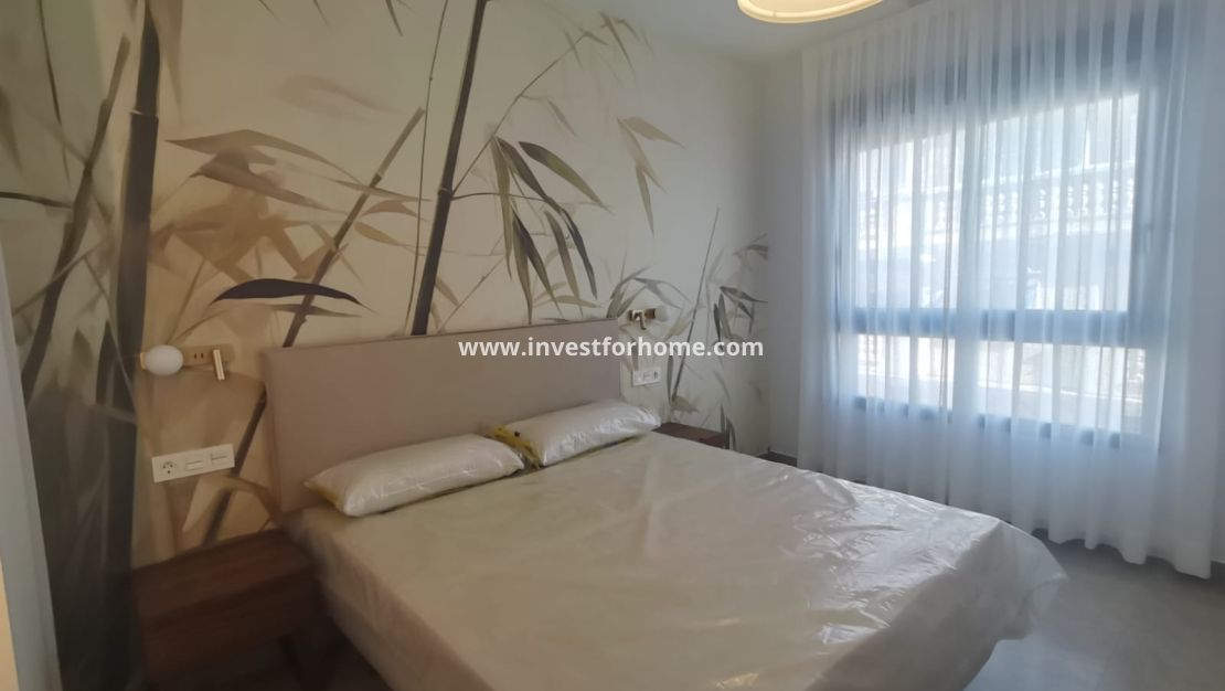 Nybyggnad - Lägenhet - Torrevieja - Centro