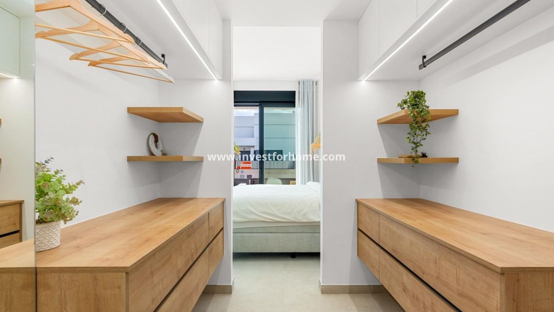 Nybyggnad - Villa - Dolores - Sector 3