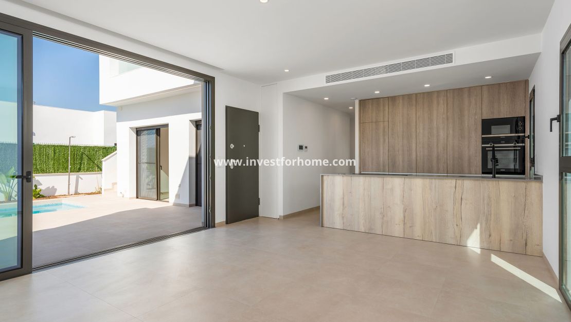 Nybyggnad - Villa - Los Alcázares