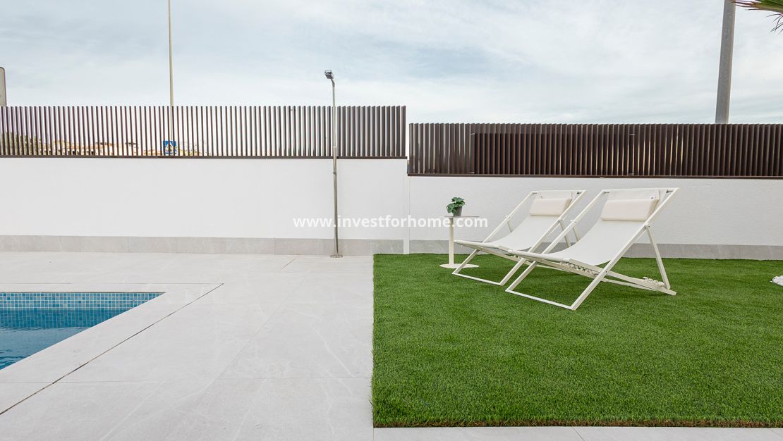 Nybyggnad - Villa - Orihuela Costa - Vistabella Golf