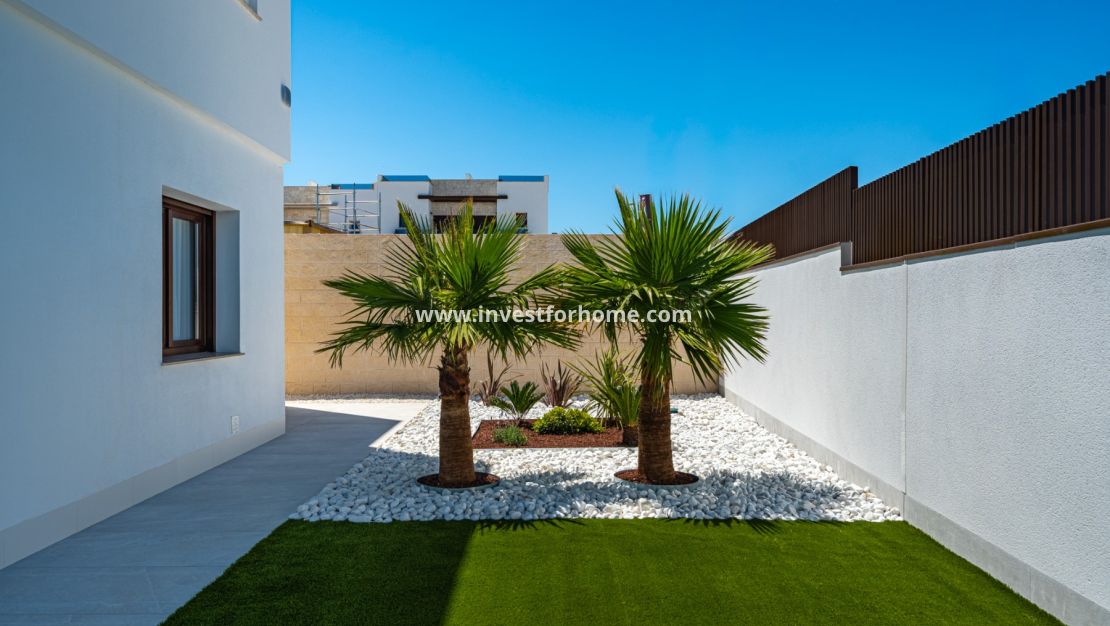 Nybyggnad - Villa - Orihuela Costa - Vistabella Golf