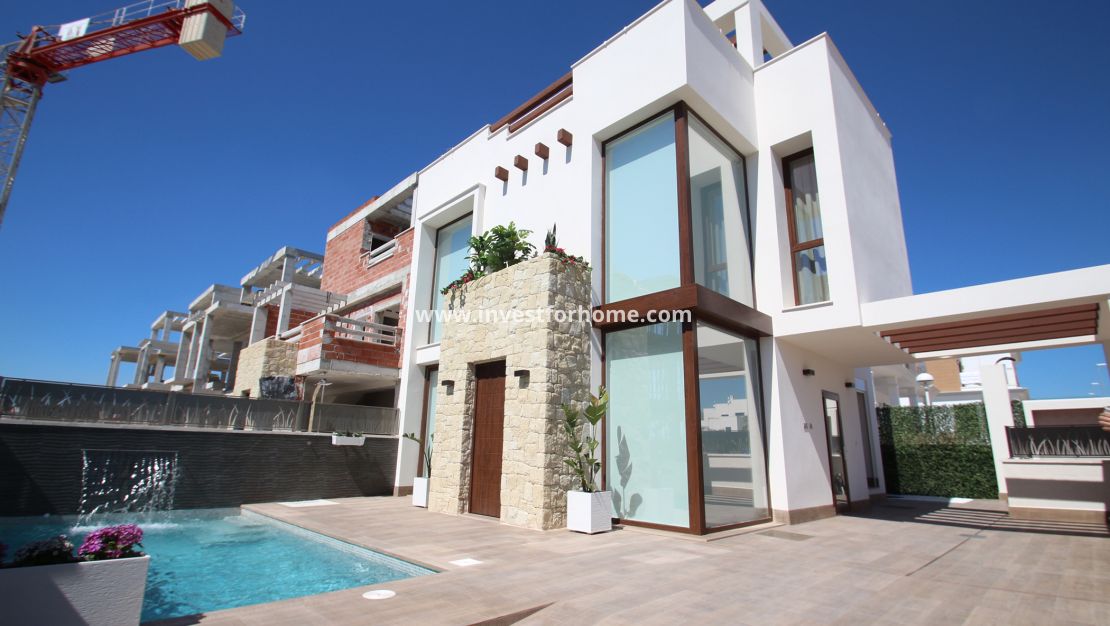 Nybyggnad - Villa - Playa Paraiso