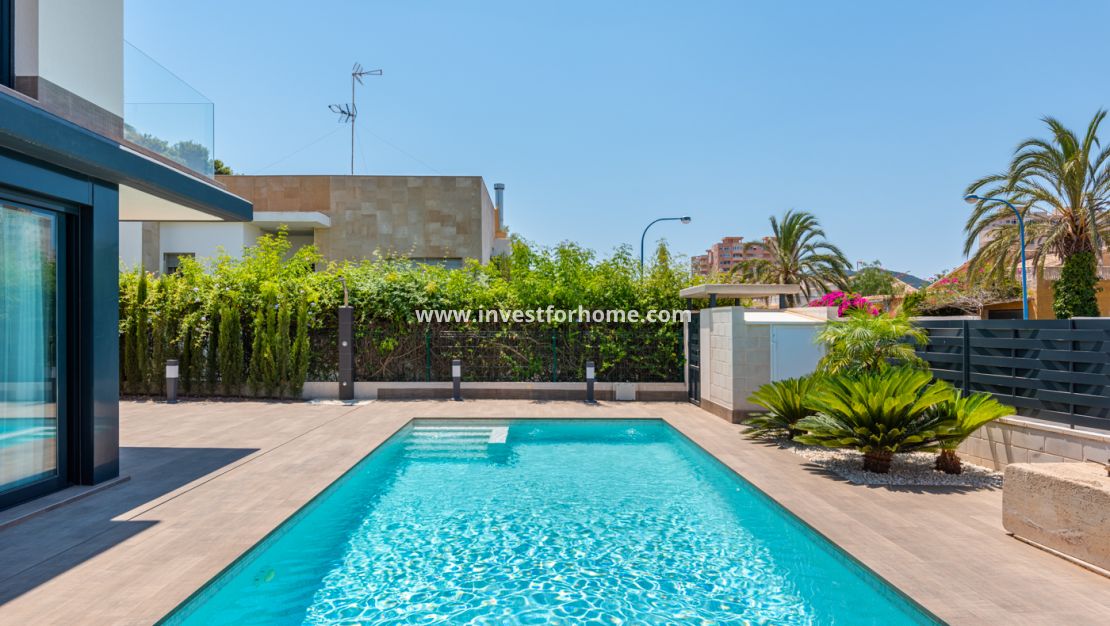 Nybyggnad - Villa - Playa Paraiso