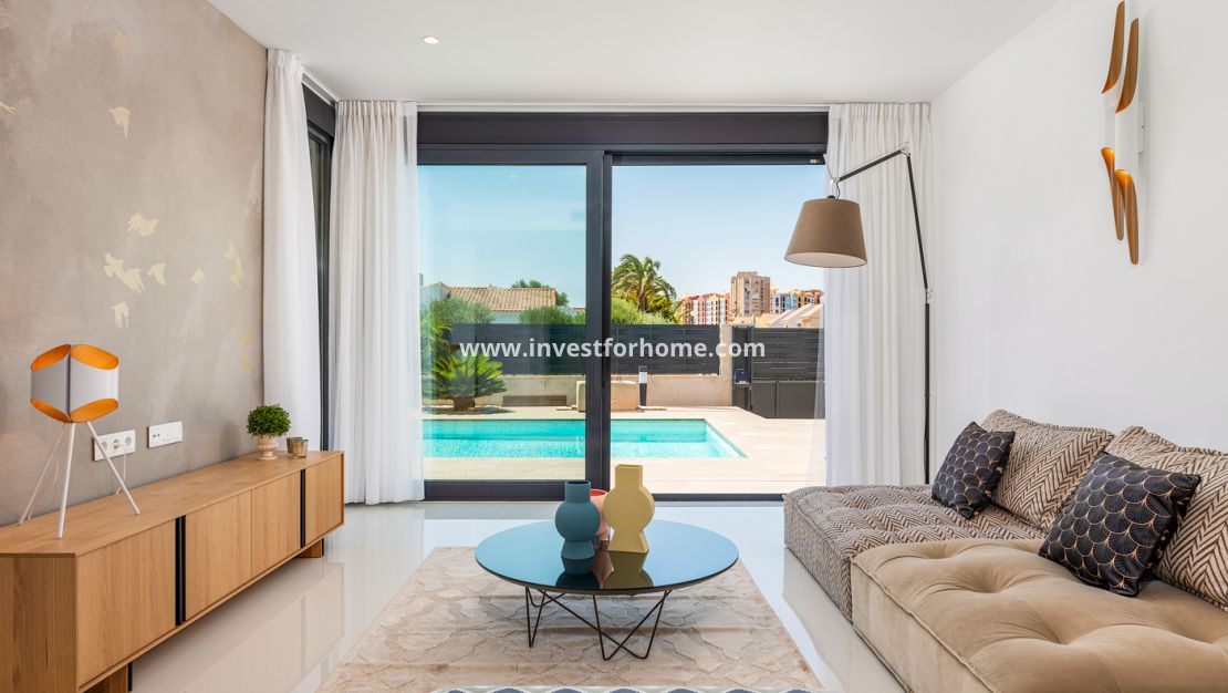 Nybyggnad - Villa - Playa Paraiso