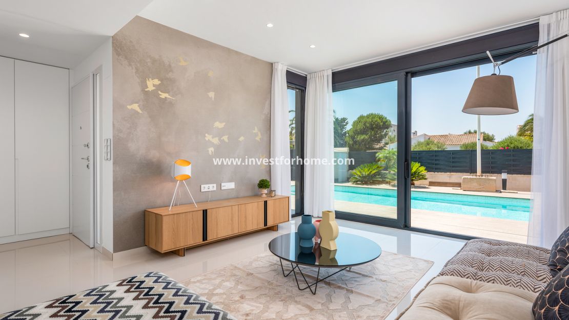 Nybyggnad - Villa - Playa Paraiso