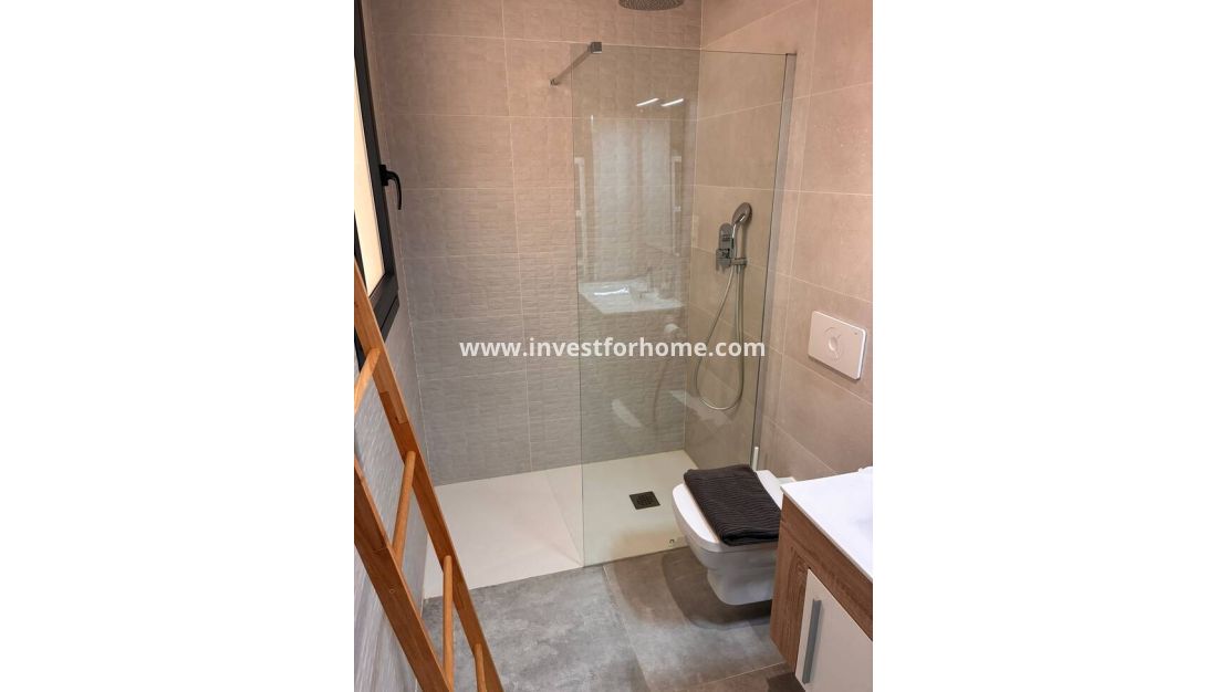 Reventa - Apartamento - Los Almendros (Orihuela-Costa) - Costa Blanca