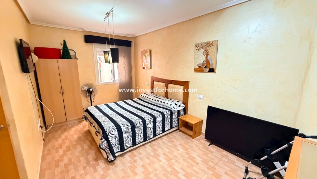 Reventa - Apartamento - Los Montesinos - Costa Blanca