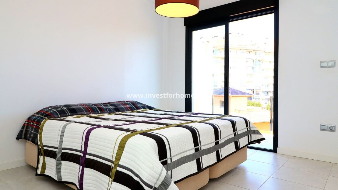 Reventa - Apartamento - Orihuela Costa - Campoamor