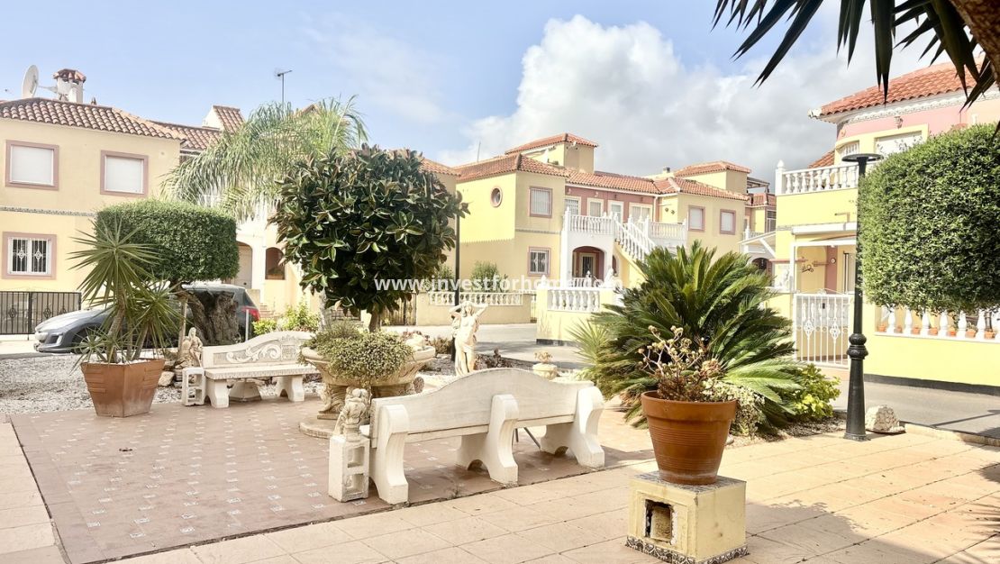 Reventa - Apartamento - Orihuela Costa - Costa Blanca