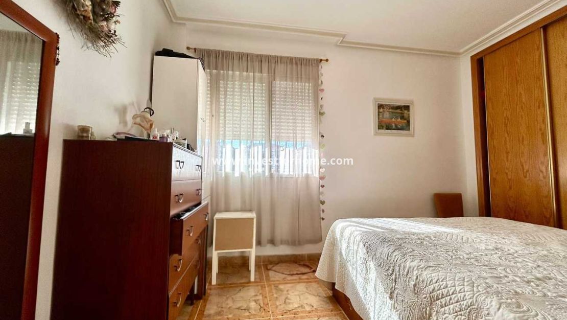 Reventa - Apartamento - Orihuela Costa - Costa Blanca