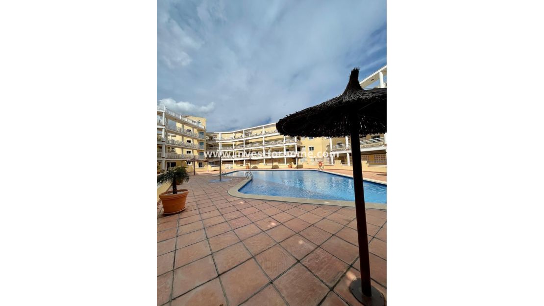 Reventa - Apartamento - Orihuela Costa - Dehesa De Campoamor