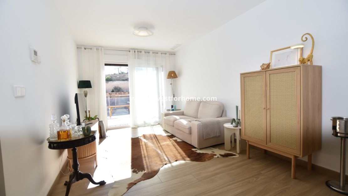 Reventa - Apartamento - Orihuela Costa - Entre Naranjos - Vistabella