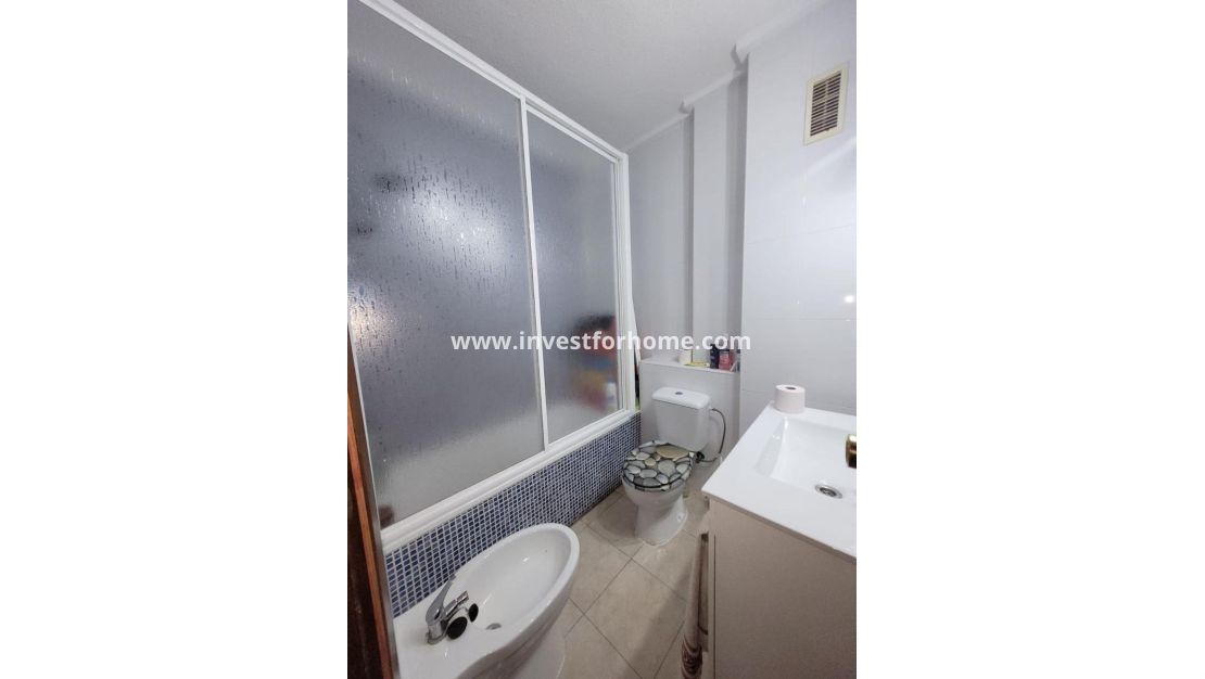 Reventa - Apartamento - Orihuela Costa - La Regia