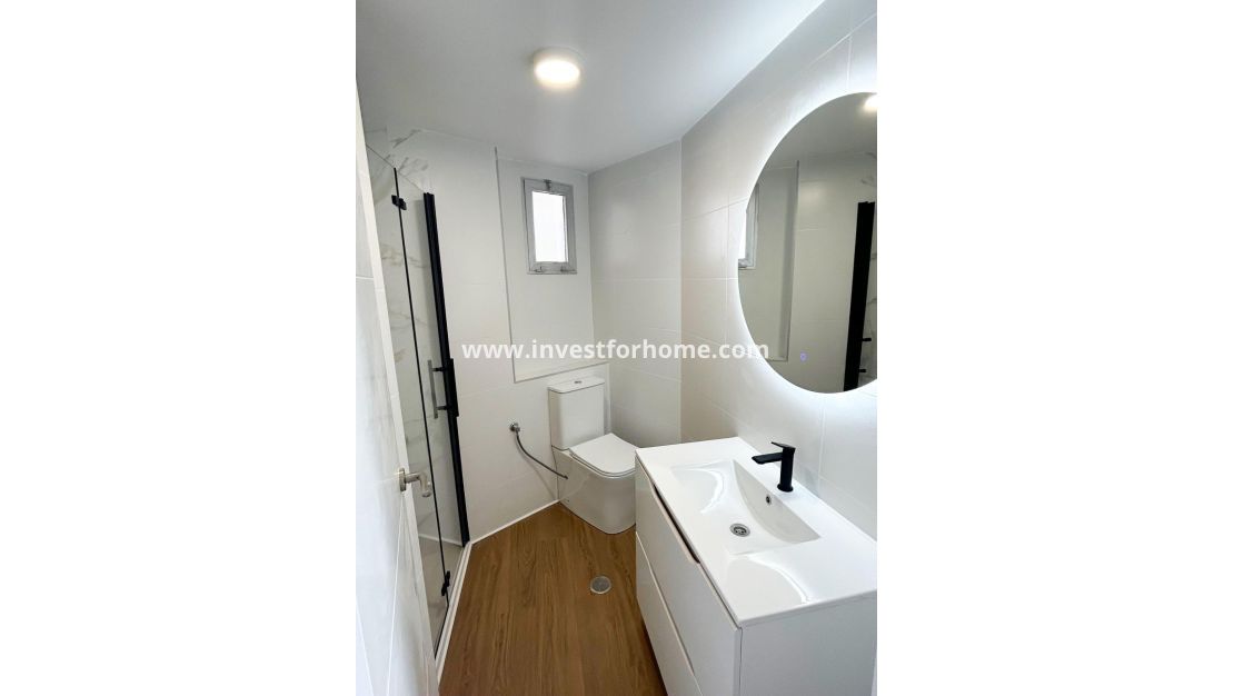 Reventa - Apartamento - Orihuela Costa - La Regia